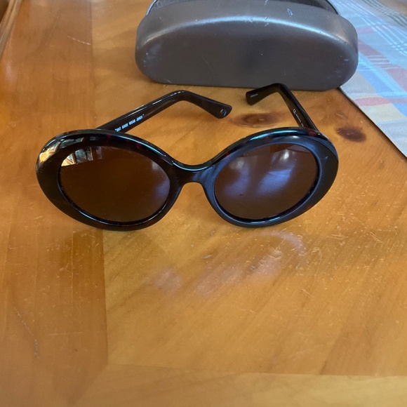 Juicy Couture sunglasses - Picture 2 of 6